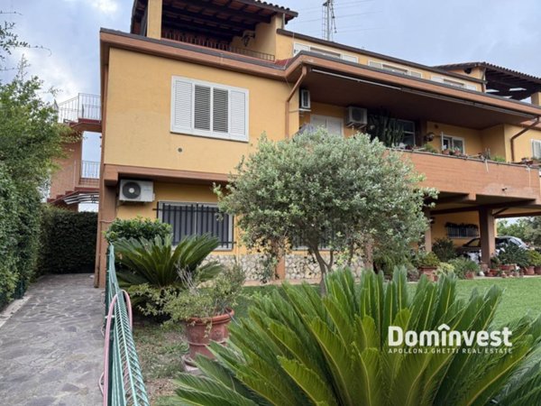 appartamento in vendita a Montalto di Castro in zona Pescia Romana
