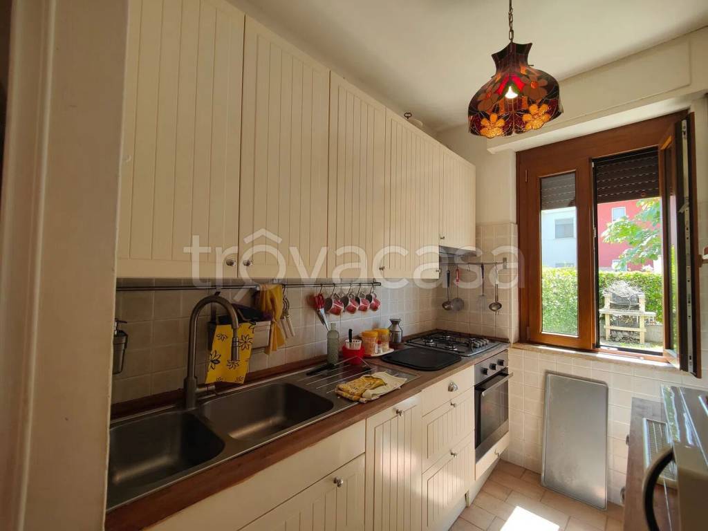 casa indipendente in vendita a Montalto di Castro in zona Montalto Marina