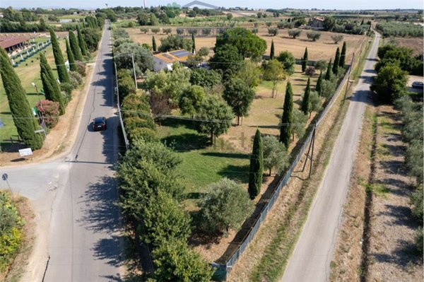 quadrivano in vendita a Montalto di Castro in zona Pescia Romana