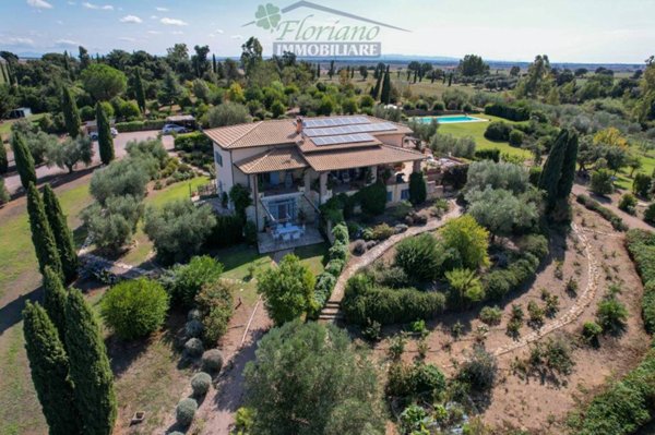 casa indipendente in vendita a Montalto di Castro in zona Pescia Romana