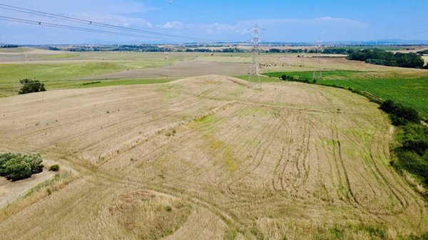 locale di sgombero in vendita a Montalto di Castro