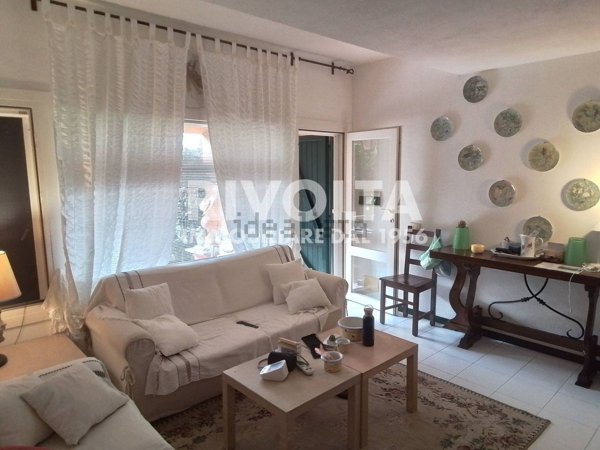 appartamento in vendita a Montalto di Castro in zona Pescia Romana