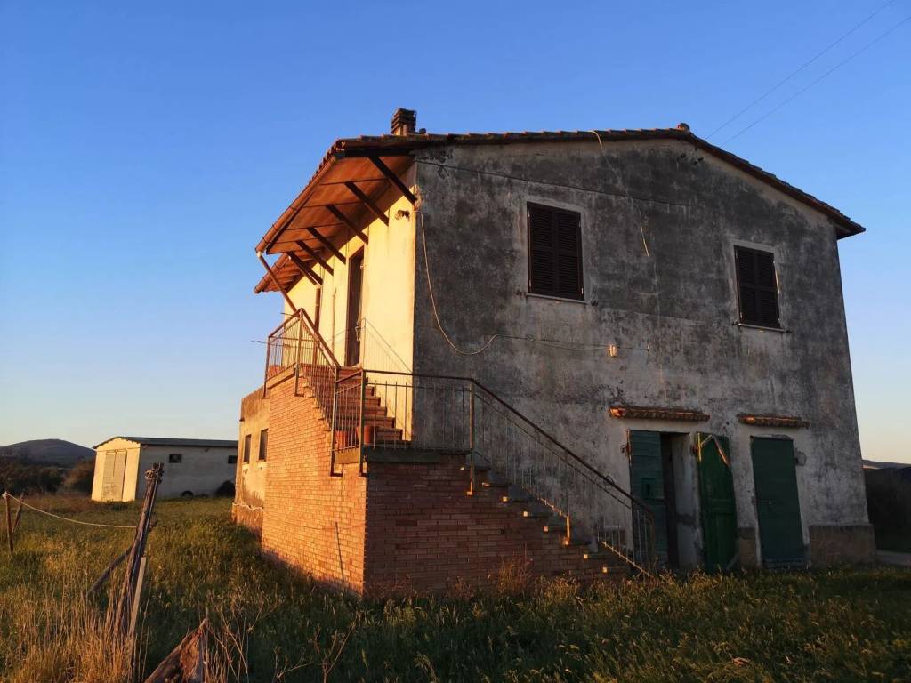 casa indipendente in vendita a Montalto di Castro