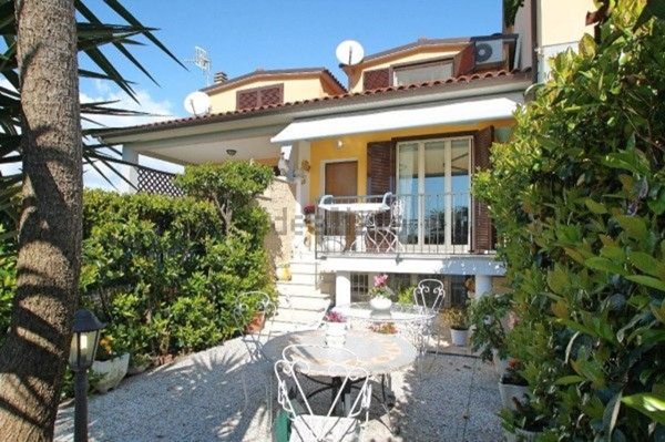 appartamento in vendita a Montalto di Castro