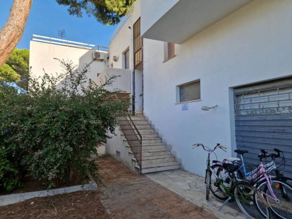 appartamento in vendita a Montalto di Castro in zona Montalto Marina