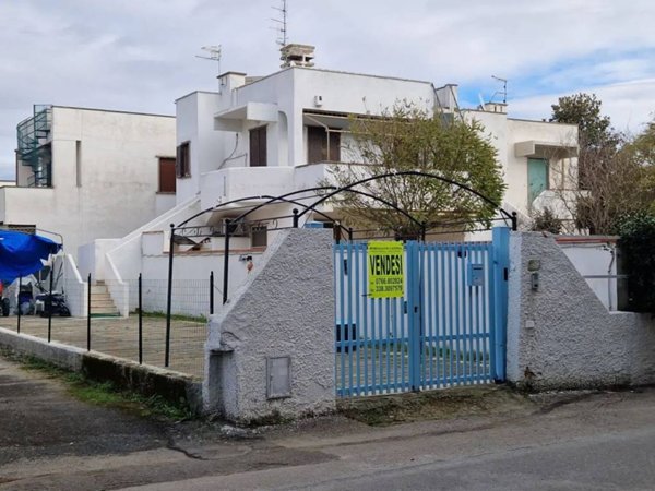 appartamento in vendita a Montalto di Castro in zona Montalto Marina