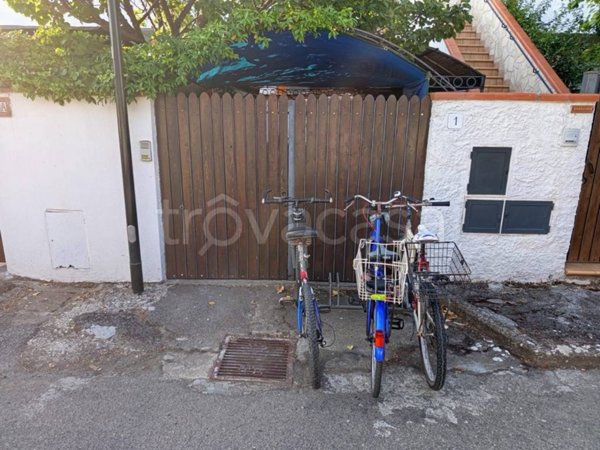 appartamento in vendita a Montalto di Castro in zona Montalto Marina