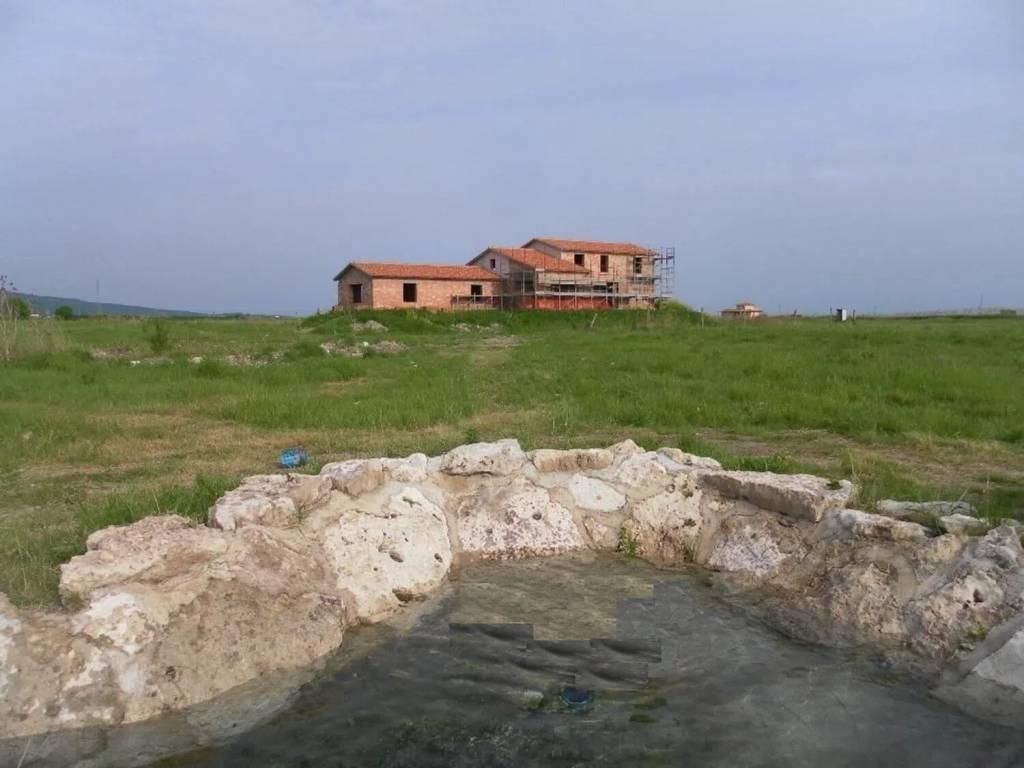 casa indipendente in vendita a Montalto di Castro