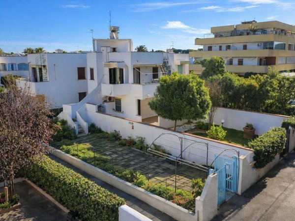 appartamento in vendita a Montalto di Castro in zona Montalto Marina