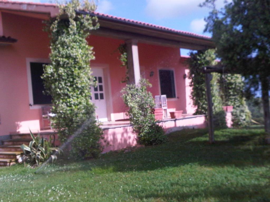 casa indipendente in vendita a Montalto di Castro in zona Pescia Romana