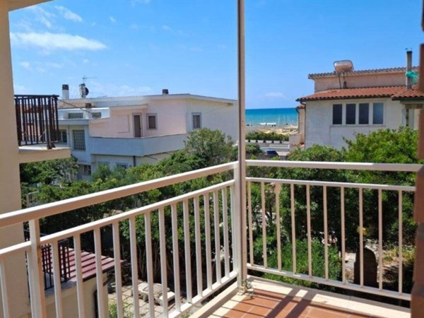 appartamento in vendita a Montalto di Castro in zona Montalto Marina