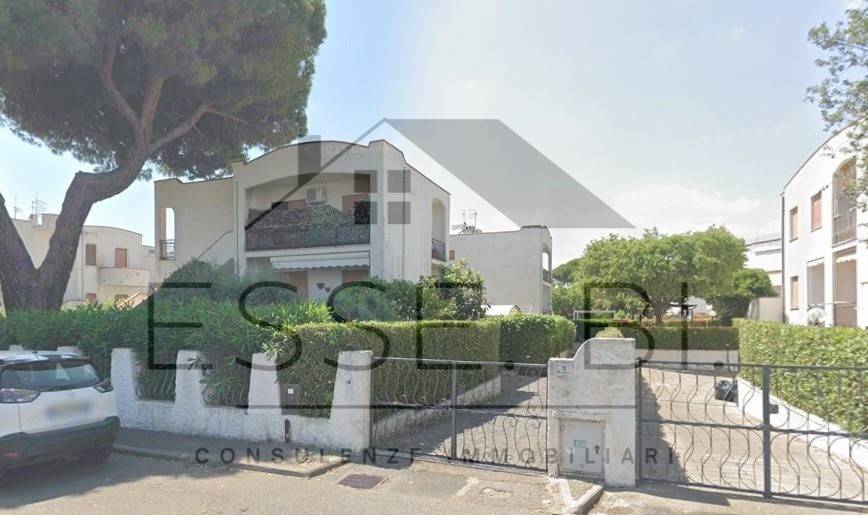 appartamento in vendita a Montalto di Castro in zona Montalto Marina