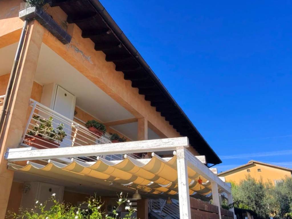 appartamento in vendita a Montalto di Castro in zona Pescia Romana