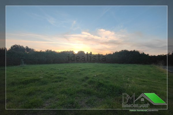 casa indipendente in vendita a Montalto di Castro in zona Pescia Romana