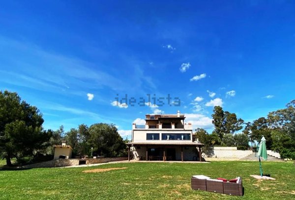 casa indipendente in vendita a Montalto di Castro