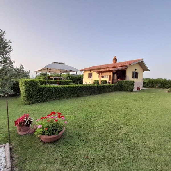 appartamento in vendita a Montalto di Castro