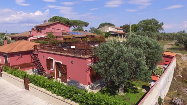 casa indipendente in vendita a Montalto di Castro