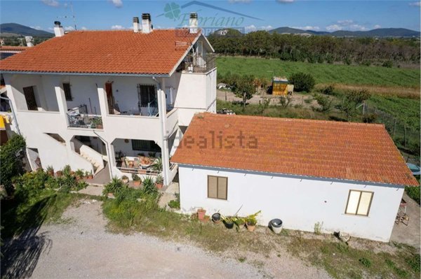 casa indipendente in vendita a Montalto di Castro in zona Pescia Romana