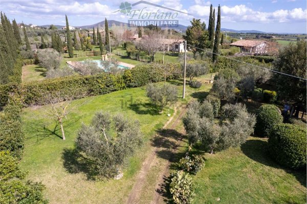 casa indipendente in vendita a Montalto di Castro in zona Pescia Romana