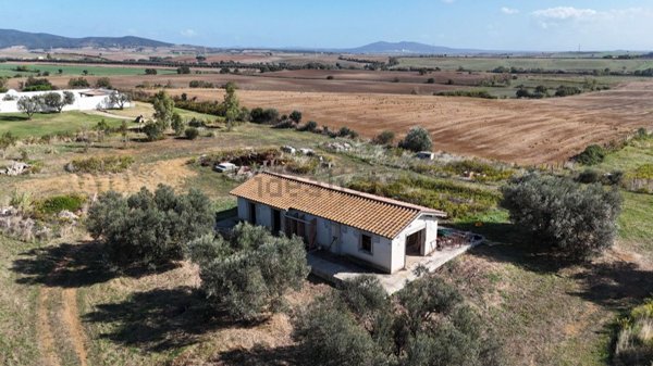 casale in vendita a Montalto di Castro