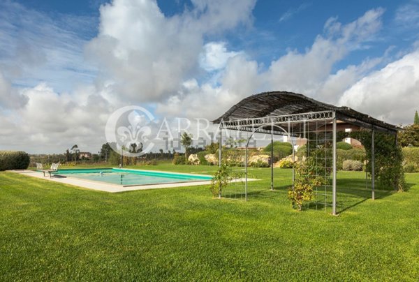 casa indipendente in vendita a Montalto di Castro