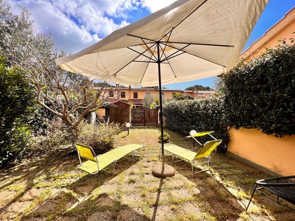 casa indipendente in vendita a Montalto di Castro