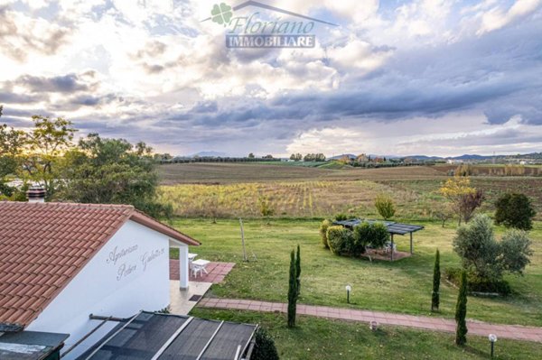 casa indipendente in vendita a Montalto di Castro in zona Pescia Romana