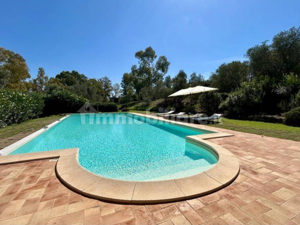 casa indipendente in vendita a Montalto di Castro in zona Pescia Romana