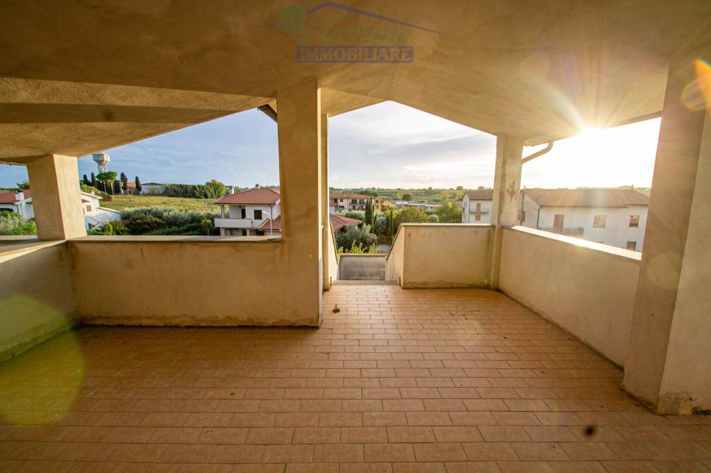 appartamento in vendita a Montalto di Castro in zona Pescia Romana