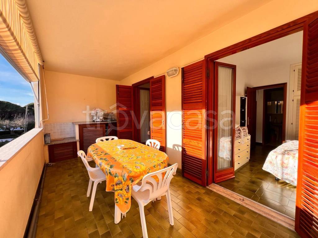 appartamento in vendita a Montalto di Castro in zona Montalto Marina