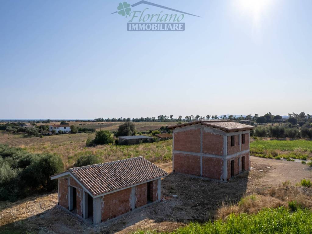 casa indipendente in vendita a Montalto di Castro in zona Pescia Romana