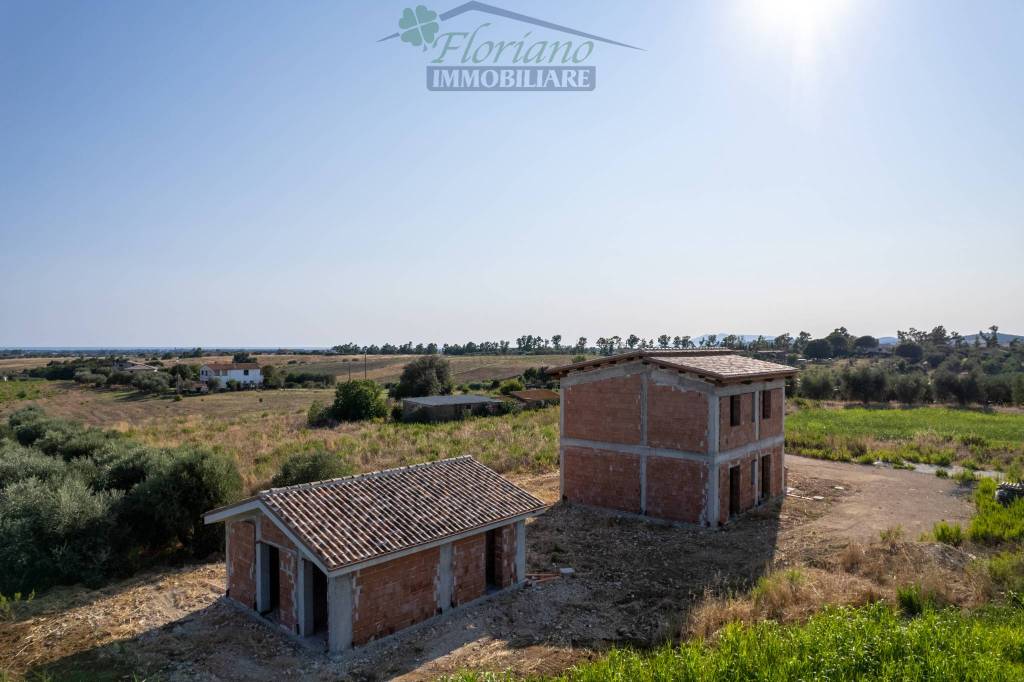 casa indipendente in vendita a Montalto di Castro in zona Pescia Romana