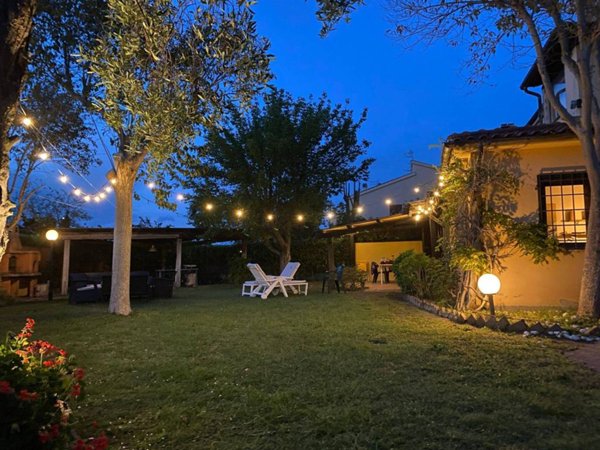 casa indipendente in vendita a Montalto di Castro