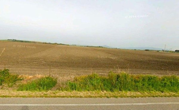 negozio in vendita a Montalto di Castro