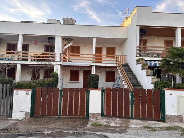 appartamento in vendita a Montalto di Castro in zona Montalto Marina