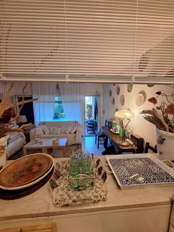 casa indipendente in vendita a Montalto di Castro in zona Pescia Romana