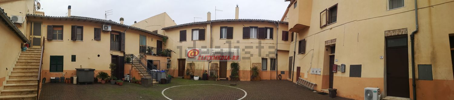 appartamento in vendita a Montalto di Castro in zona Pescia Romana