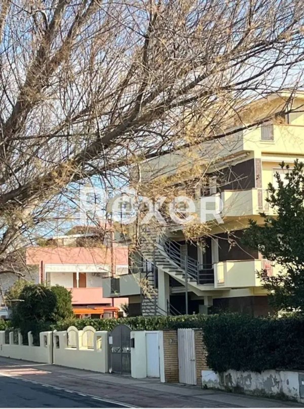 appartamento in vendita a Montalto di Castro in zona Montalto Marina