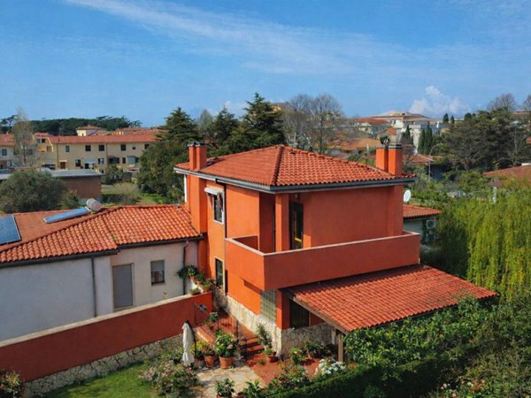 casa indipendente in vendita a Montalto di Castro