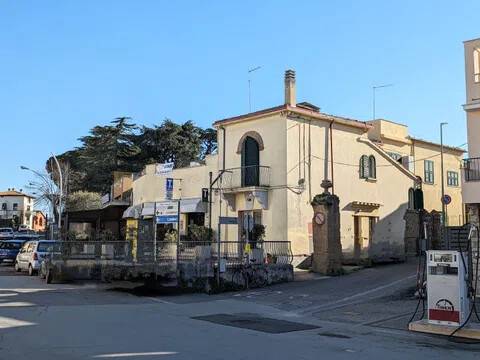 negozio in vendita a Montalto di Castro