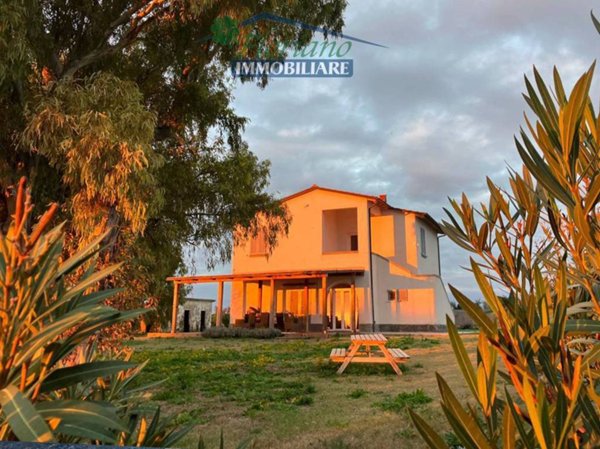 casa indipendente in vendita a Montalto di Castro in zona Pescia Romana
