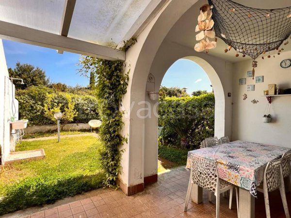 appartamento in vendita a Montalto di Castro in zona Montalto Marina