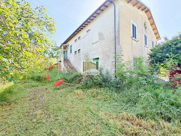 casa indipendente in vendita a Montalto di Castro