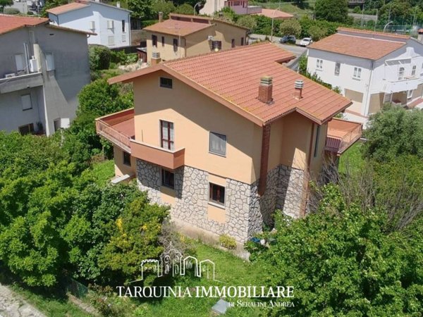 casa indipendente in vendita a Montalto di Castro in zona Pescia Romana