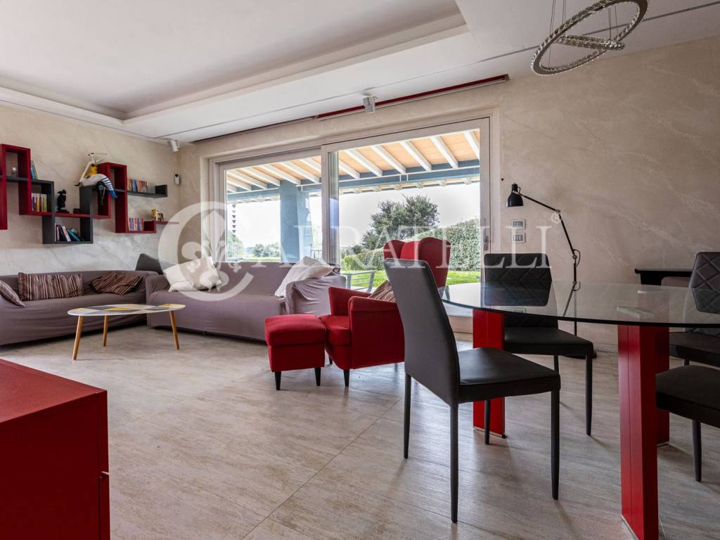 casa indipendente in vendita a Montalto di Castro in zona Pescia Romana