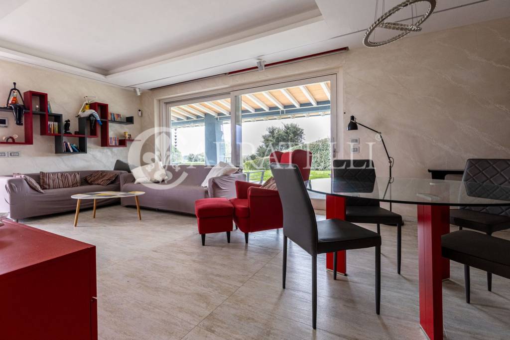 casa indipendente in vendita a Montalto di Castro in zona Pescia Romana
