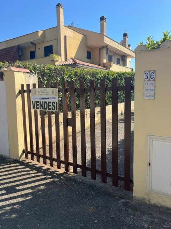 appartamento in vendita a Montalto di Castro