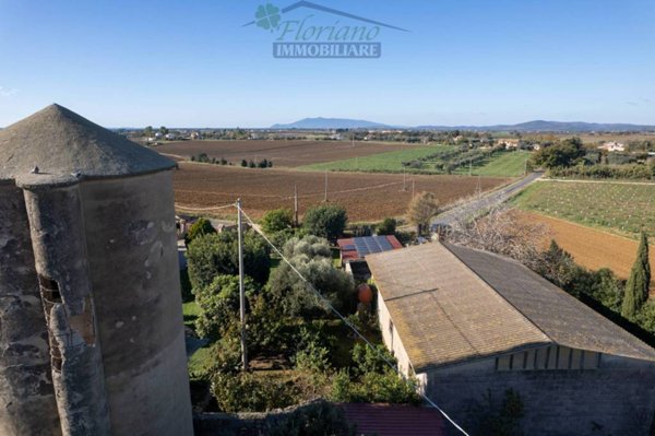 casa indipendente in vendita a Montalto di Castro in zona Pescia Romana