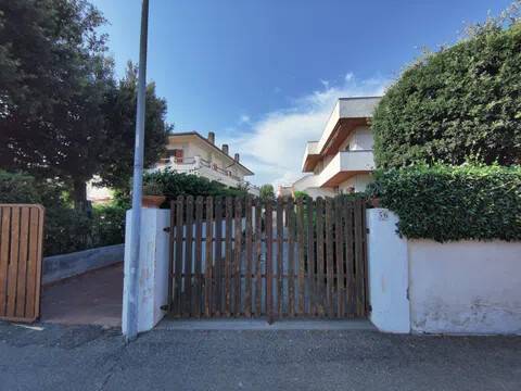 appartamento in vendita a Montalto di Castro