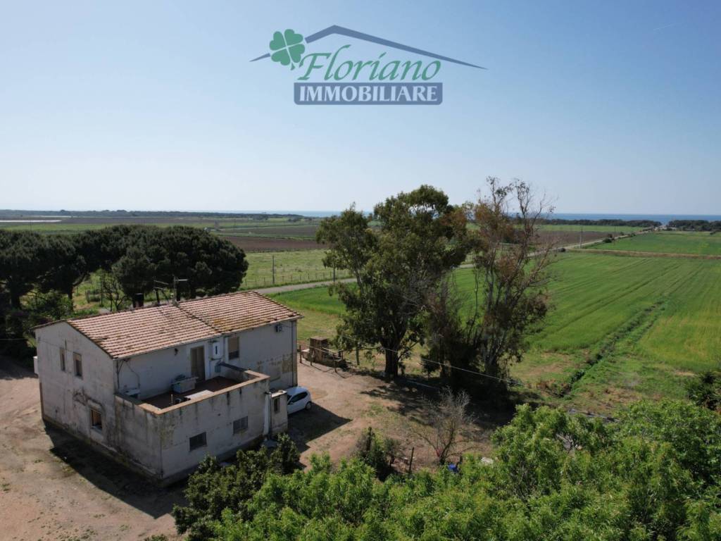 appartamento in vendita a Montalto di Castro in zona Pescia Romana